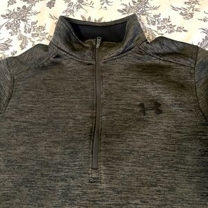 Under Armour pull over